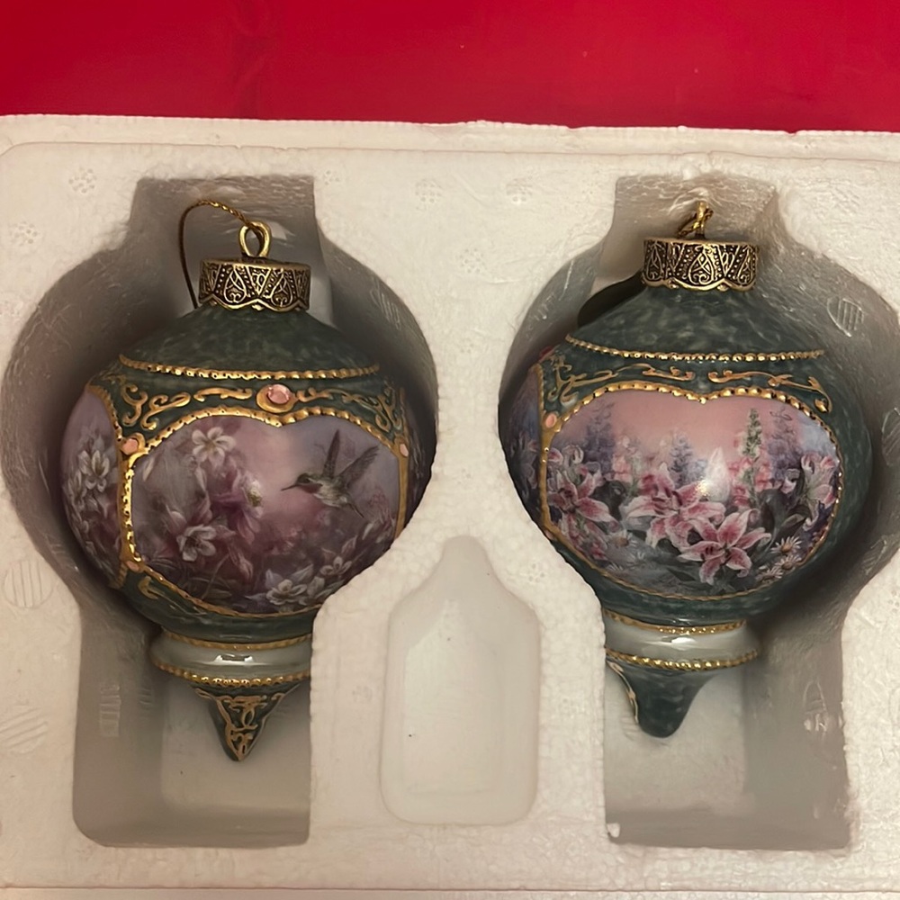 Hummingbirds Ornaments. Set of 2. Mint Condition